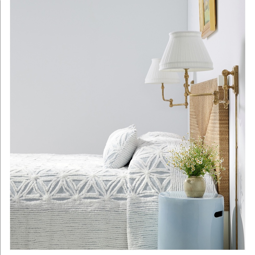 New In Package Serena  & Lily Marion Bedspread in Sky - Picture 4 of 9